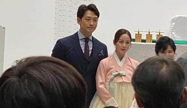 Bi Rain y su esposa Kim Tae Hee juntos en boda de Lee Wan (2019)