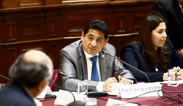 Fiscalía indaga a legislador Percy Alcalá por supuestos ilícitos en obra de S/ 2 mllns