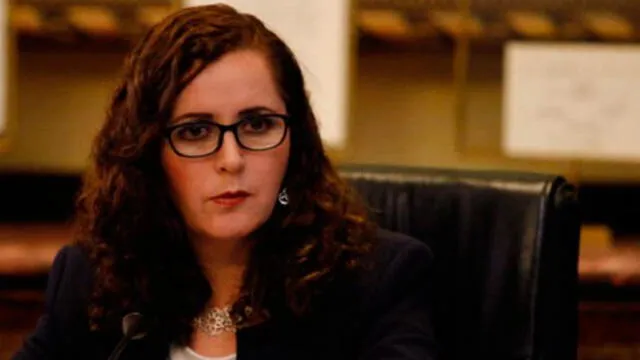 Rosa Bartra llama "terroristas" a quienes critican "Ley del esclavo juvenil" [VIDEO]