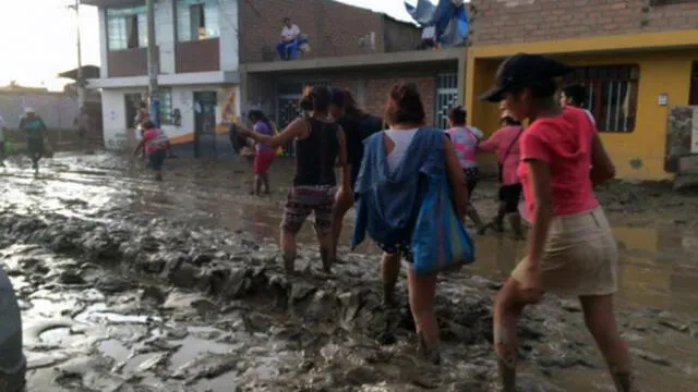 Pobladores exigen la reconstrucción de Huarmey tras fenómeno de El Niño costero