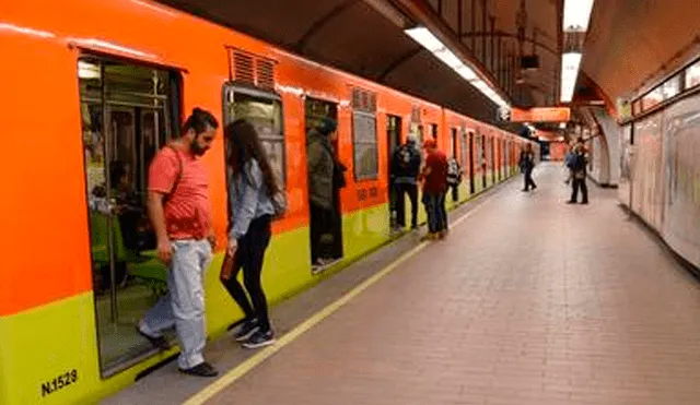 Mujer sufre infarto en Metro, policías la abandonan y muere tres días después 