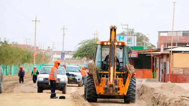 Detectan conexiones clandestinas en obras de saneamiento en Piura