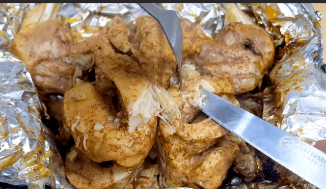 YouTube viral: encienden 50 mil fósforos para cocinar pollo y esto sucede [VIDEO]