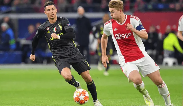 El defensor holandés no forma parte de los 28 convocados por el Ajax para iniciar la pretemporada.