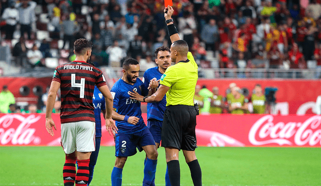 André Carrillo fue expulsado del Flamengo vs Al Hilal en semifinal del Mundial de Clubes. | Foto: AFP
