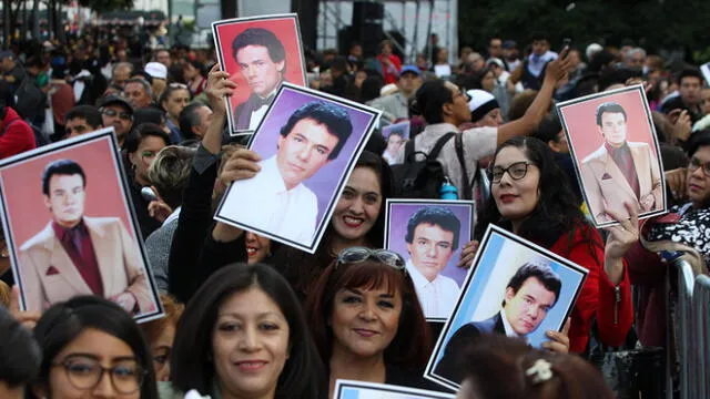 Así fue el último adiós a José José en el Palacio de Bellas Artes de México