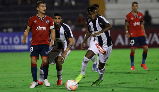 Alianza Lima: Carlos Ascues quiere salir campeón y regresar a la selección peruana.