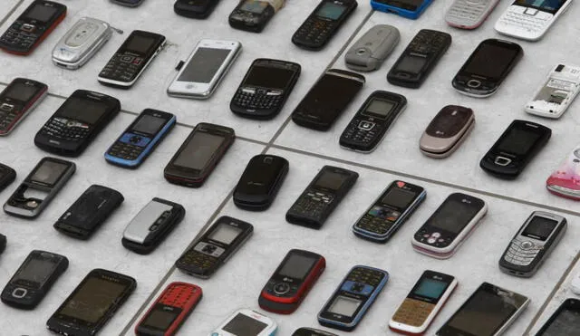 En galería de Puente Piedra incautan 396 teléfonos celulares robados