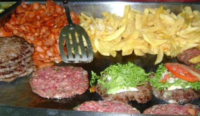 Prohibirán venta de comida 'chatarra' cerca de colegios en Breña