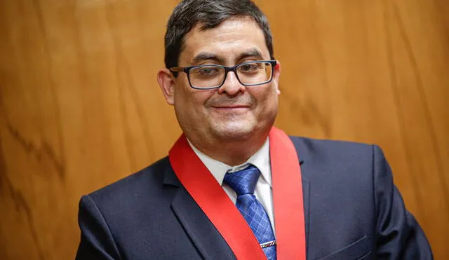César Augusto de la Cuba Chirinos fue presentado como el nuevo Presidente de la Corte Superior de Justicia de Arequipa. Fotos: Rodrigo Talavera/La República