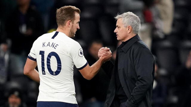 Harry Kane es pieza clave en el Tottenham de José Mourinho líder de la Premier League. Foto: AFP