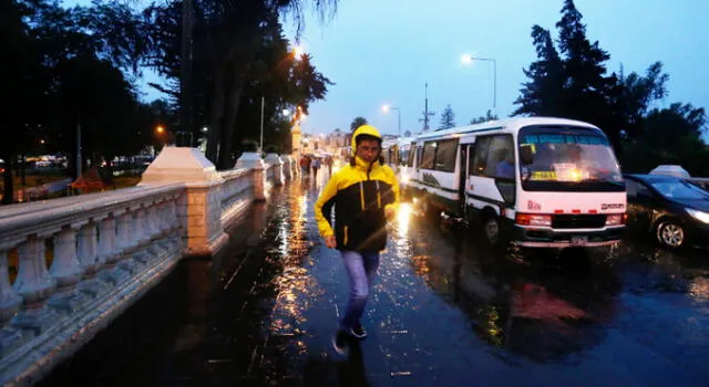 Intensas lluvias inundaron viviendas y obras en distritos de Arequipa [FOTOS Y VIDEO]