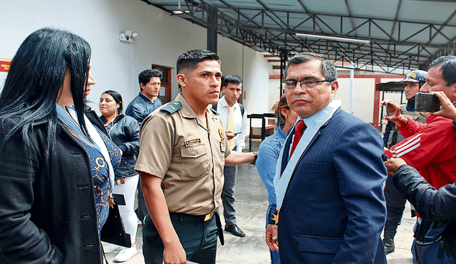 DEFENSA. El general Máximo Ramírez dijo que los agentes investigados o procesados reciben toda la ayuda legal necesaria.