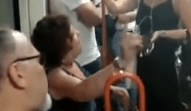 España: Mujer le niega el asiento a una niña por ser latina [VIDEO]