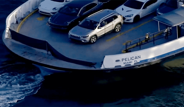 Dos mujeres son halladas muertas dentro de un auto que cayó desde un ferry al mar [VIDEO]