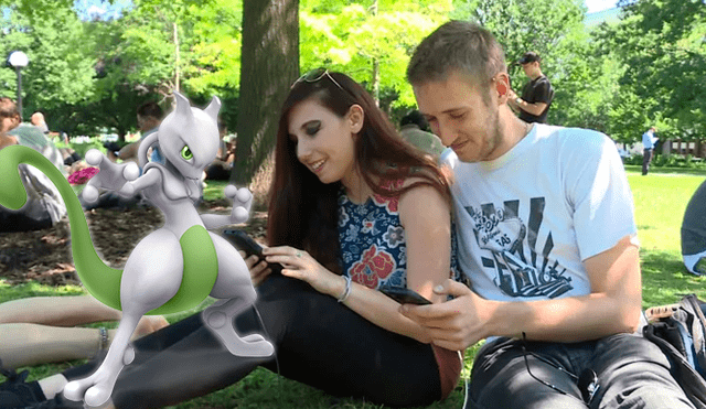 Jugador peruano le regala a su novia un Mewtwo shiny en Pokémon GO.