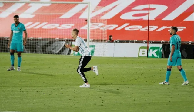 El intruso contó que su intención era sacarse una foto con Lionel Messi. Foto: AP.