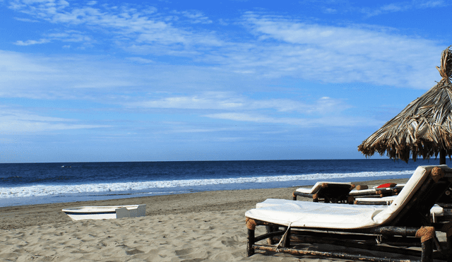 La playa Vichayito es uno de los cinco destinos más hermosos para visitar en Piura. Foto: Jorge Barrantes