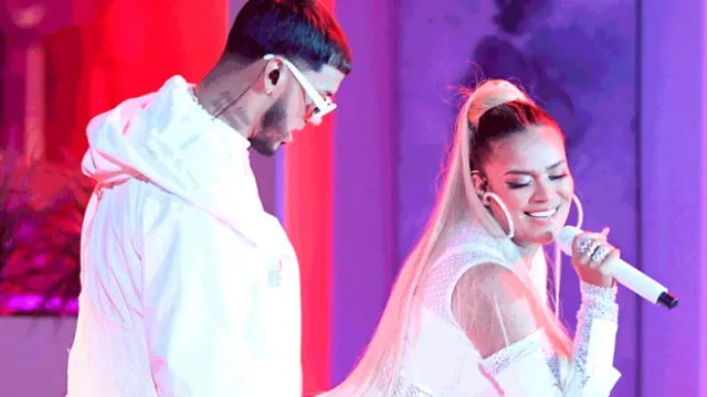 Karol G es atacada en Facebook tras usar peluca en los Latin Billboard [VIDEO]