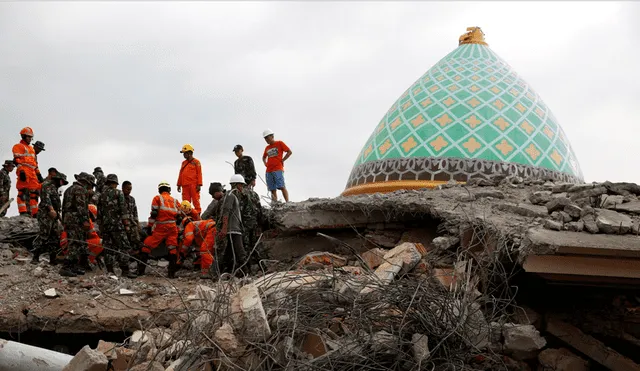 Terremoto en Indonesia: Número de muertos se eleva a más de 300