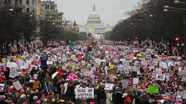 Museo de Washington borra mensajes contra Trump en fotografía que registró la ‘Marcha de las Mujeres’