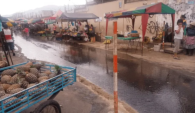 Reportan un nuevo aniego de aguas de desagüe en San Juan de Lurigancho