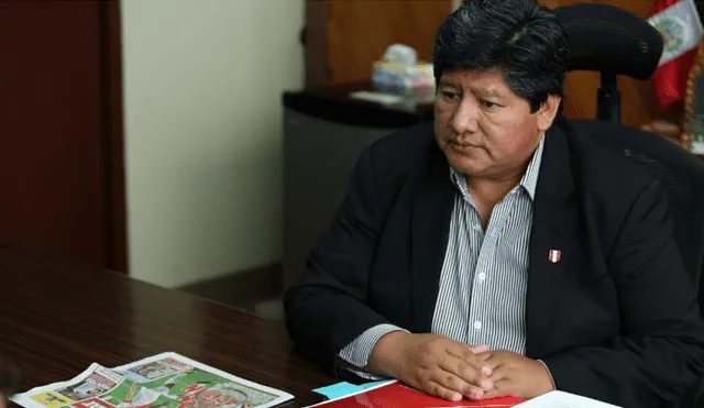 Edwin Oviedo: directivos de la FPF habrían pedido su renuncia 
