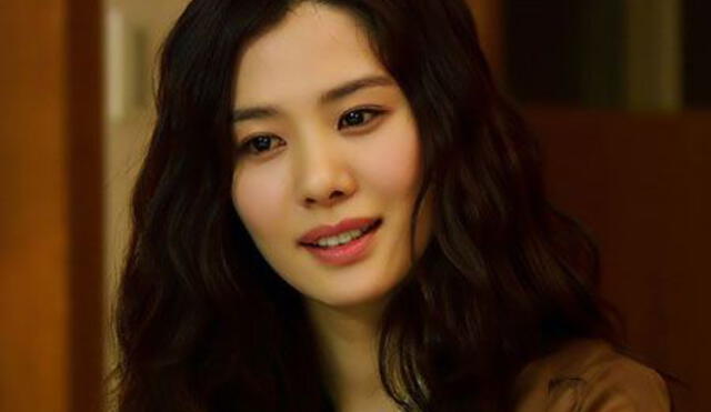 En 2009 comenzó a especularse que ambos Lee Dong Wook y Kim Hyun Joo se encontraban saliendo.