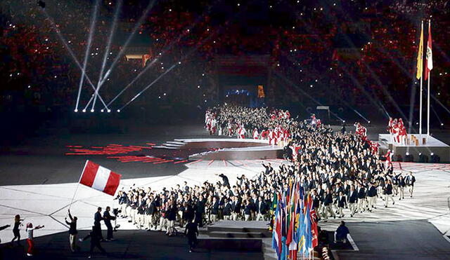 Numerosa. Los 592 deportistas peruanos fueron los más aplaudidos en la ceremonia.