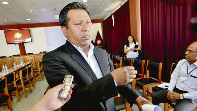 Alcalde de Condesuyos preside Junta de Accionistas