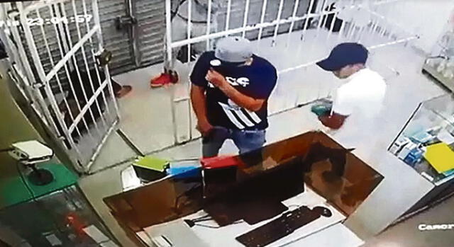 Trujillo: Delincuentes se llevaron 4 mil soles tras asaltar una farmacia [VIDEO]