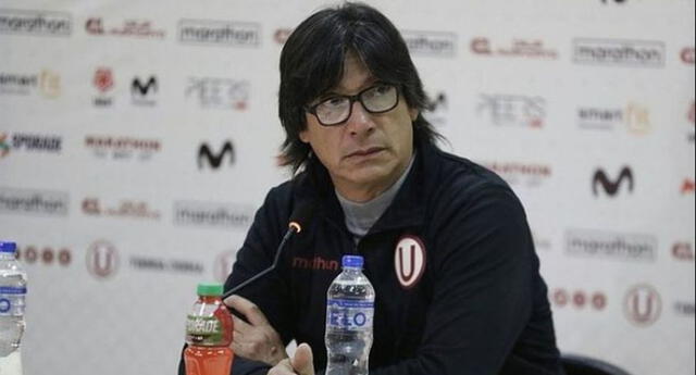 El técnico de Universitario causó controversia con sus declaraciones después del partido.