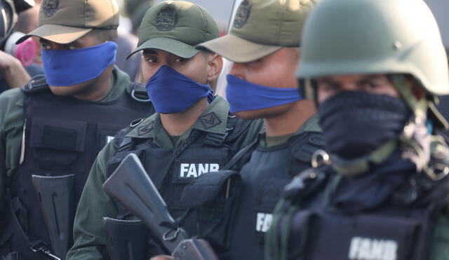 Asesinan a cuatro militares y dos policías en una emboscada en Venezuela