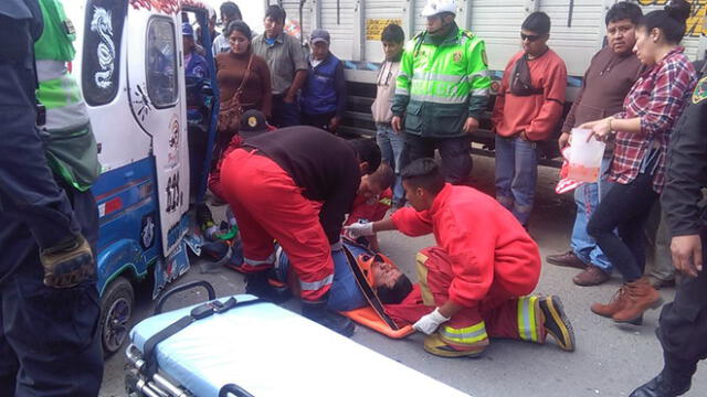 Junín: choque de un auto y un colectivo deja dos heridos en la provincia de Tarma