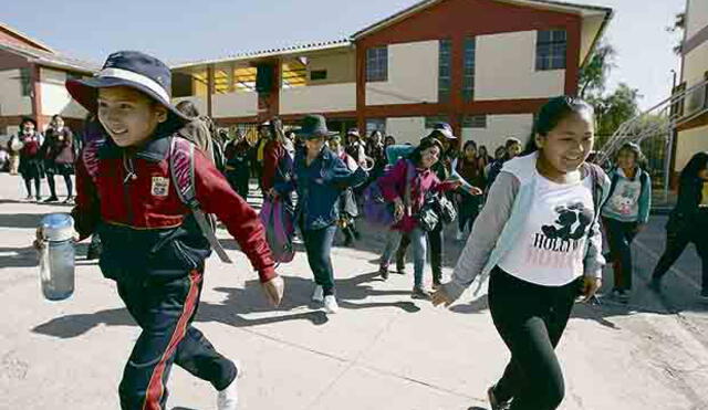 Escolares de Cusco irán a clases hasta el 23 de enero