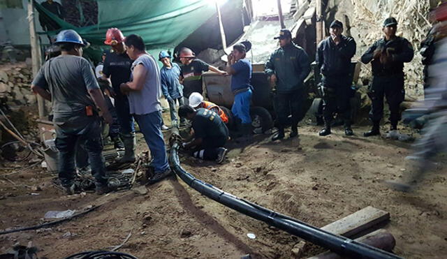 Equipo intentará rescatar a los mineros atrapados en socavón en Arequipa | VIDEO