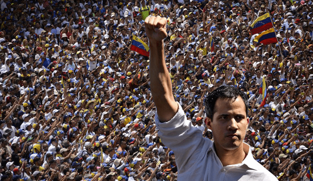 Guaidó reta al régimen de Maduro y señala que podría autorizar intervención militar | EN VIVO