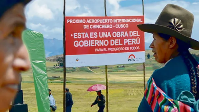 Esperan inicio de remoción de tierras en Chinchero en Cusco