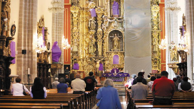 La iglesia San Cosme y San Damián está ubicada en la calle Serapio Rendon en la comunidad San Rafael. (Foto: Reuters)