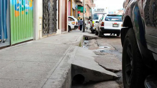 Notifican a vecinos que incumplen norma de edificaciones en Cajamarca 