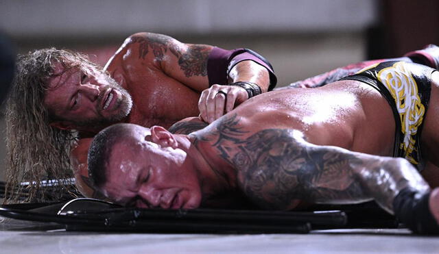 Edge venció a Randy Orton en WWE WrestleMania 36. Foto: WWE