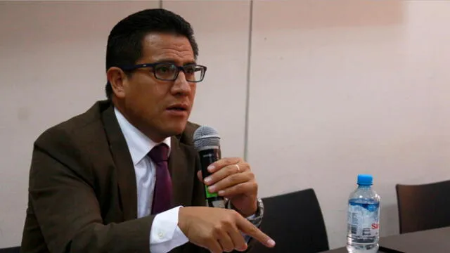 Procurador Enco denunció a Hinostroza y a Gálvez ante la fiscalía 