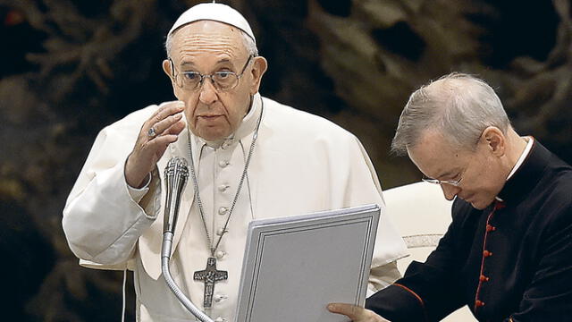 El Papa “está muy solo” en su lucha contra los abusos, dicen en Chile
