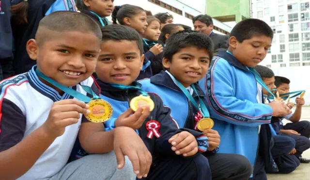 Dirección Regional de Educación premia a las mejores instituciones del Callao 