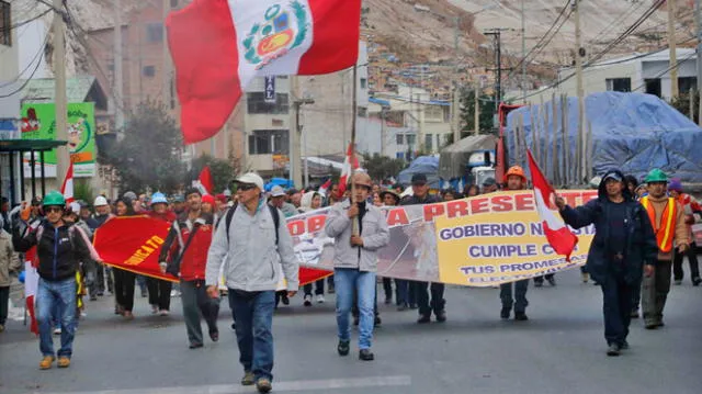 Paro en La Oroya para exigir al Gobierno la adjudicación del Complejo Metalúrgico
