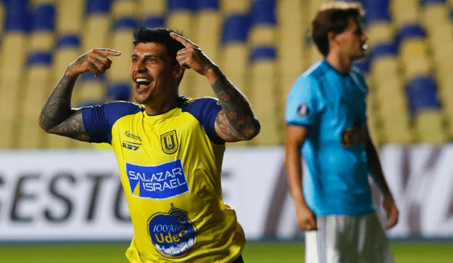 Presentación de Alianza Lima a Patricio Rubio.