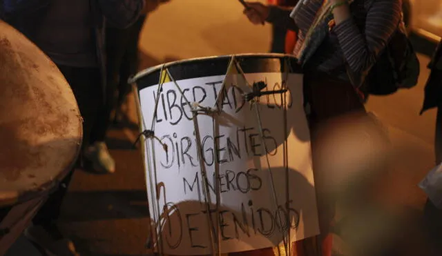 Mineros exigen la liberación de sus dirigentes [FOTOS]