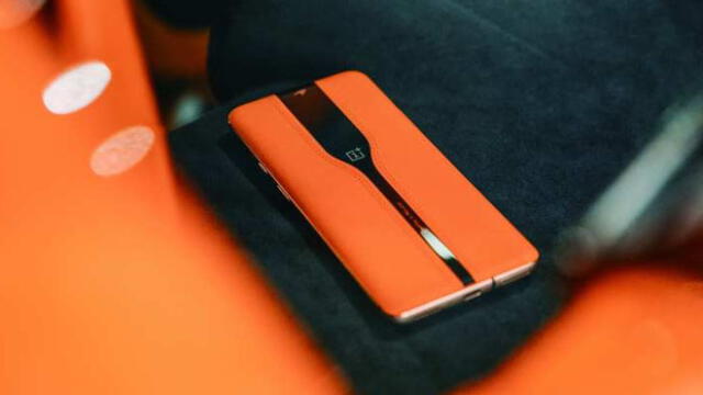 OnePlus presenta móvil con cámara invisible en el CES 2020.