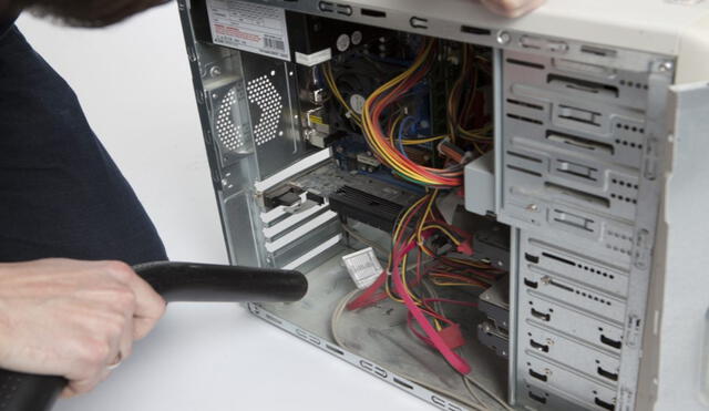 Ten presenta estas recomendaciones cuando lleves a reparar tu PC o laptop. Foto: El Popular