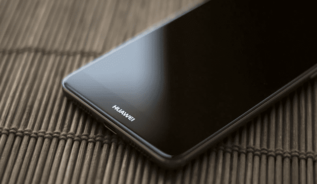 Huawei busca ofrecer pantallas más grandes sin afectar significativamente el tamaño del teléfono.